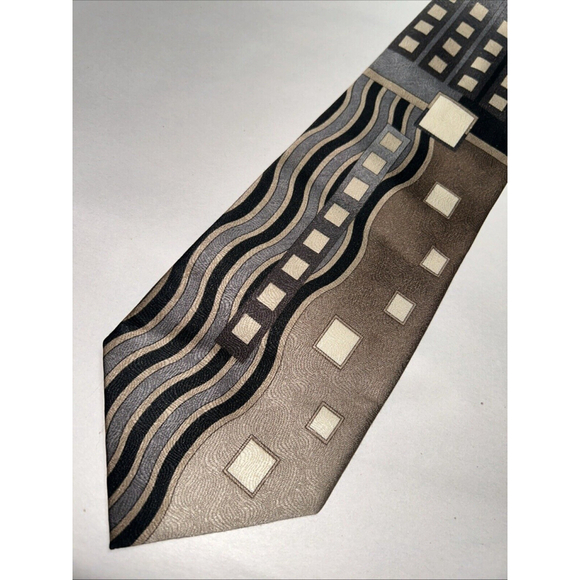 Pierre Balmain Other - Pierre Balman Tones Of Brown Geometric Design